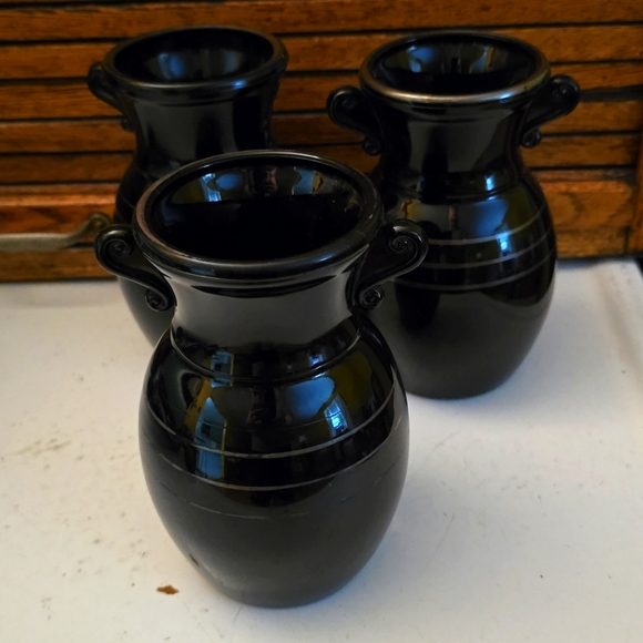 1930s Black Amethyst Glass Silver Stripe Two Handled L.E. Smith Tiffin Vases - Picture 1 of 5